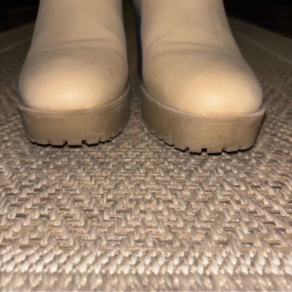 CHINESE LAUNDRY Good Day Platform Bootie 8.5/39 - Picture 2 of 8